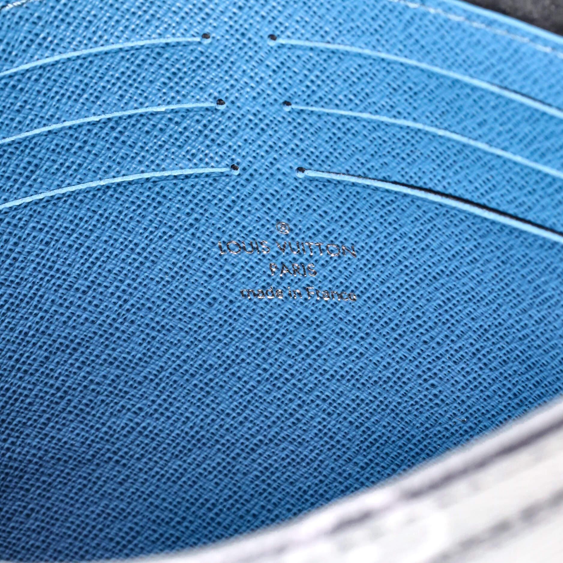 Louis Vuitton Pochette Voyage Limited Edition Eclipse Epi Leather MM 2