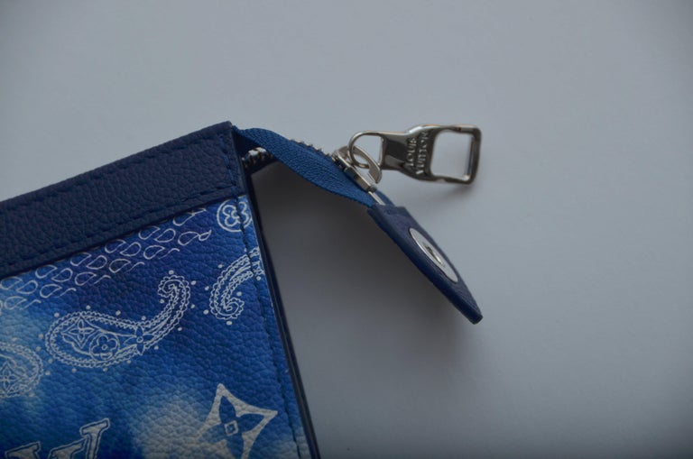 Women's or Men's Louis Vuitton Pochette Voyage MM Monogram Bandana Bleached Blue  NEW For Sale