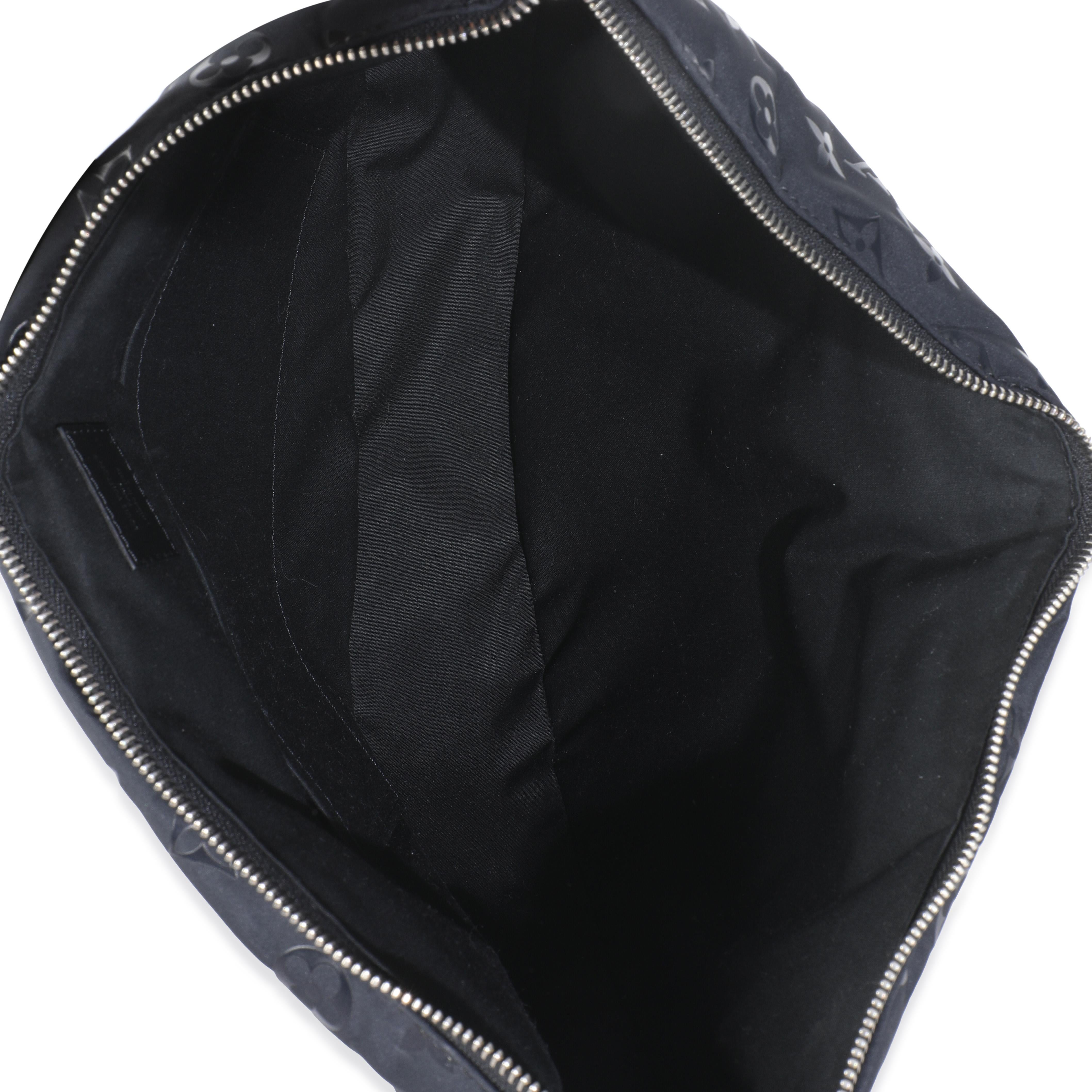 Polar Night Nylon Monogramm Schleife Tasche Hobo von Louis Vuitton Polar Night im Angebot 1