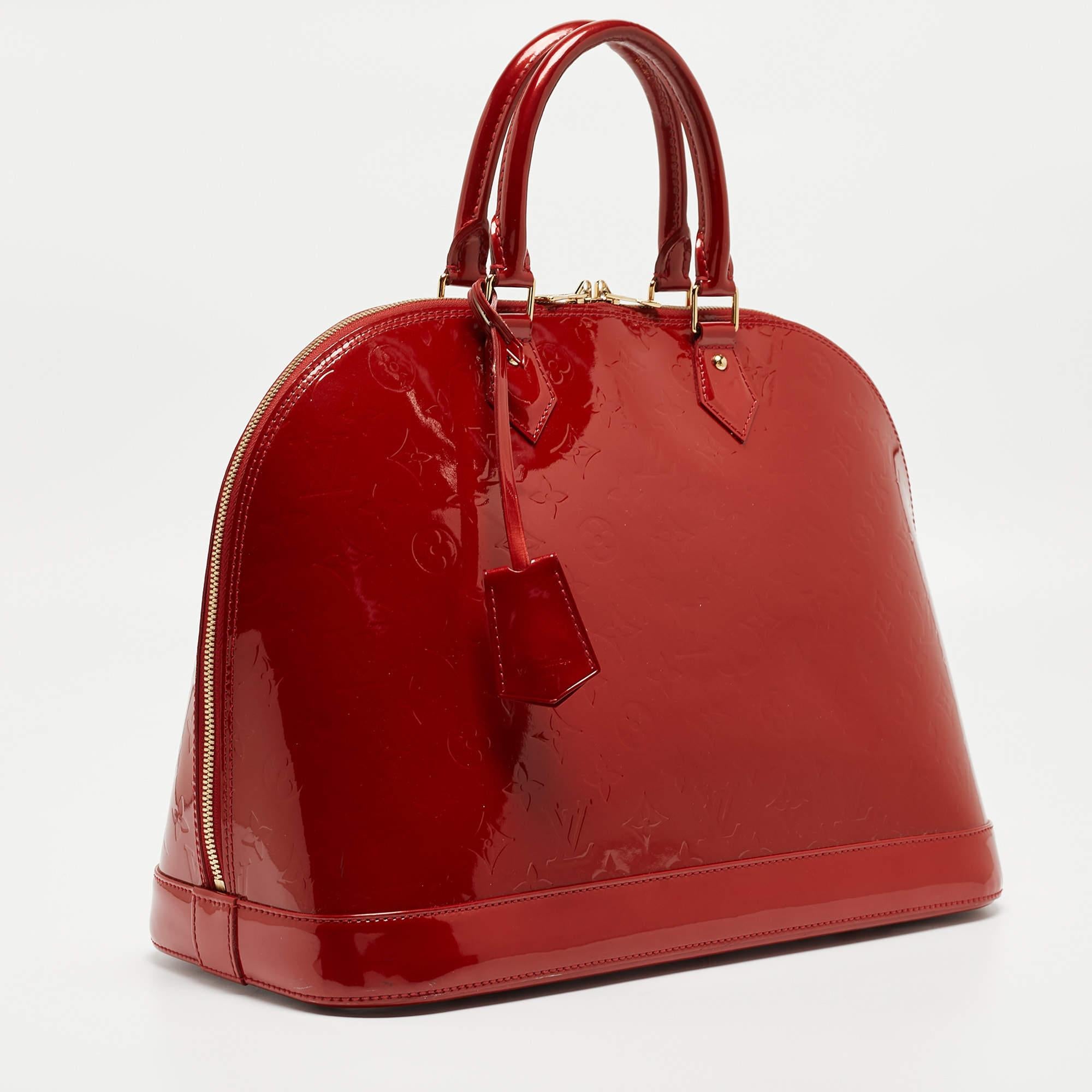Women's Louis Vuitton Pomme D Amour Monogram Vernis Alma GM Bag For Sale