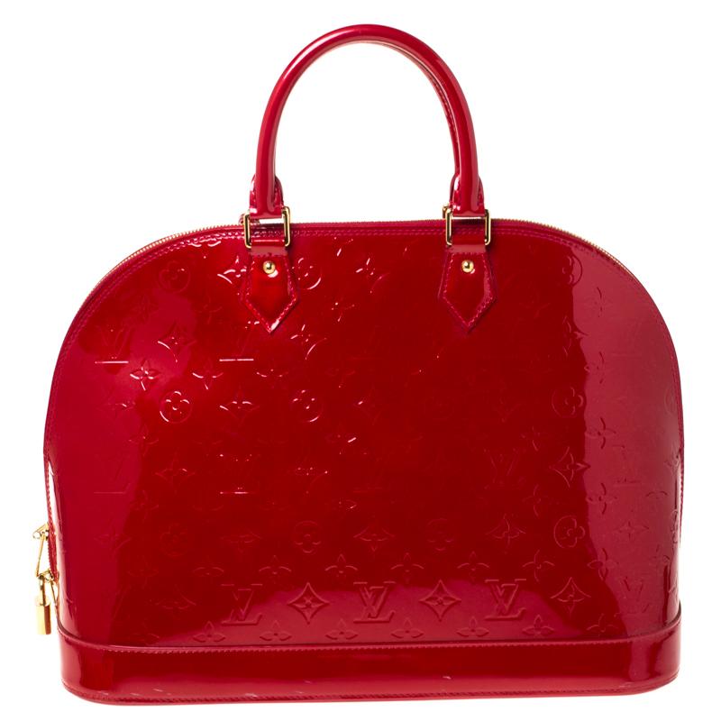 Out of all the irresistible handbags from Louis Vuitton, the Alma is the most structured one. First introduced in 1934 by Gaston-Louis Vuitton, the Alma is a classic that has received love from icons like Jackie O and Audrey Hepburn. This piece