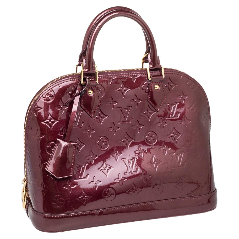 Louis Vuitton Pomme D'Amour Monogram Vernis Alma PM Bag In Good Condition In Dubai, Al Qouz 2