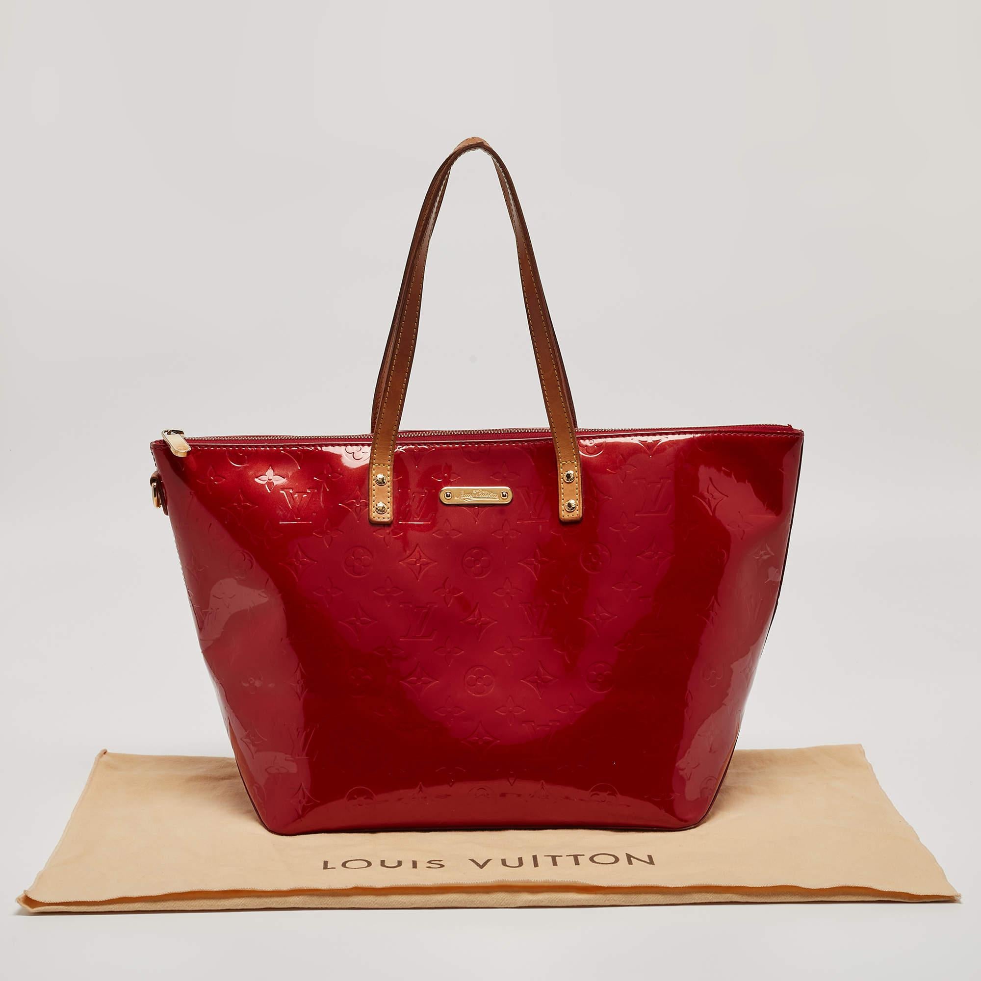 Louis Vuitton Pomme D’amour Monogram Vernis Bellevue GM Bag For Sale 16