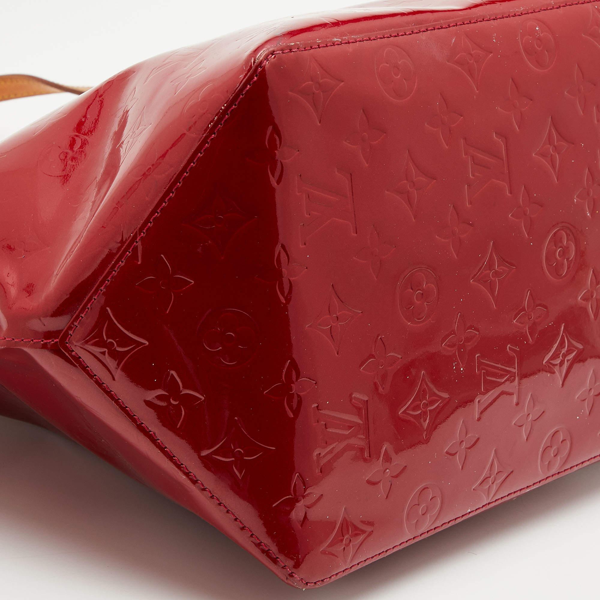 Louis Vuitton Pomme D’amour Monogram Vernis Bellevue GM Bag 2