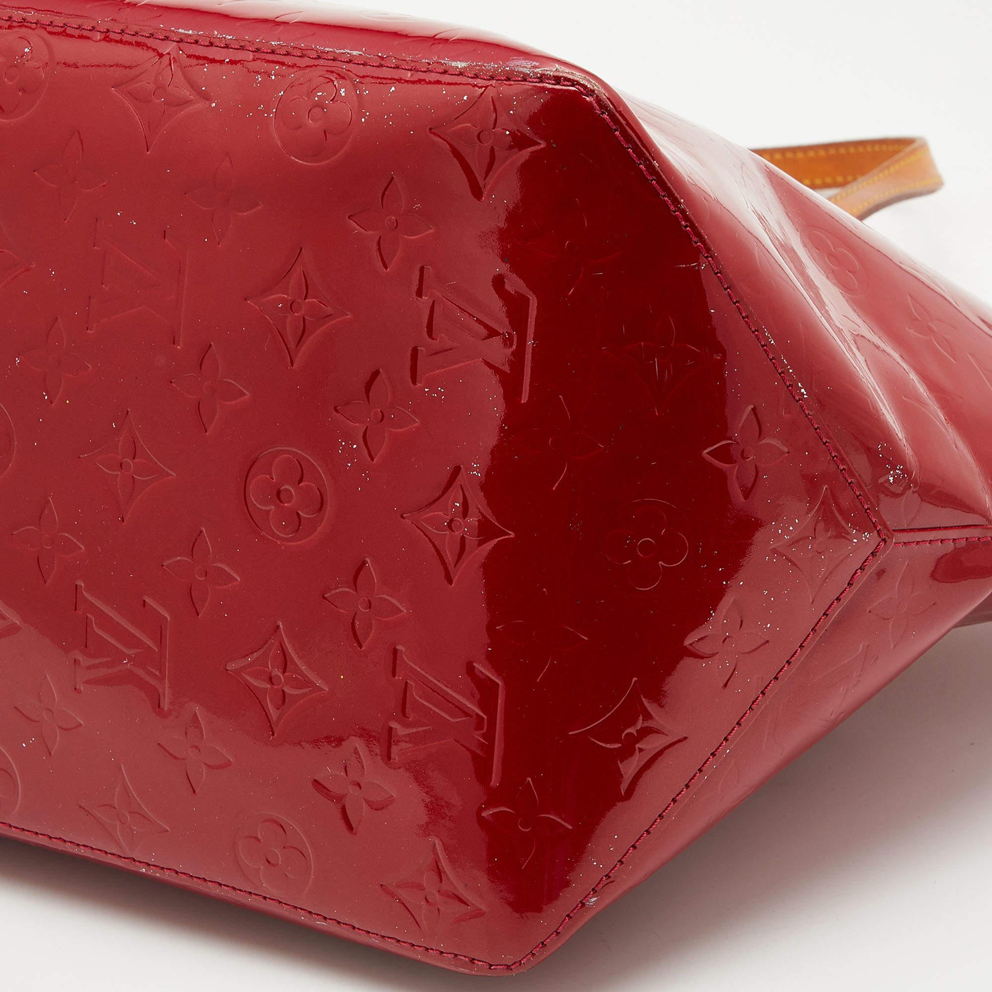 Louis Vuitton Pomme D’amour Monogram Vernis Bellevue GM Bag 3