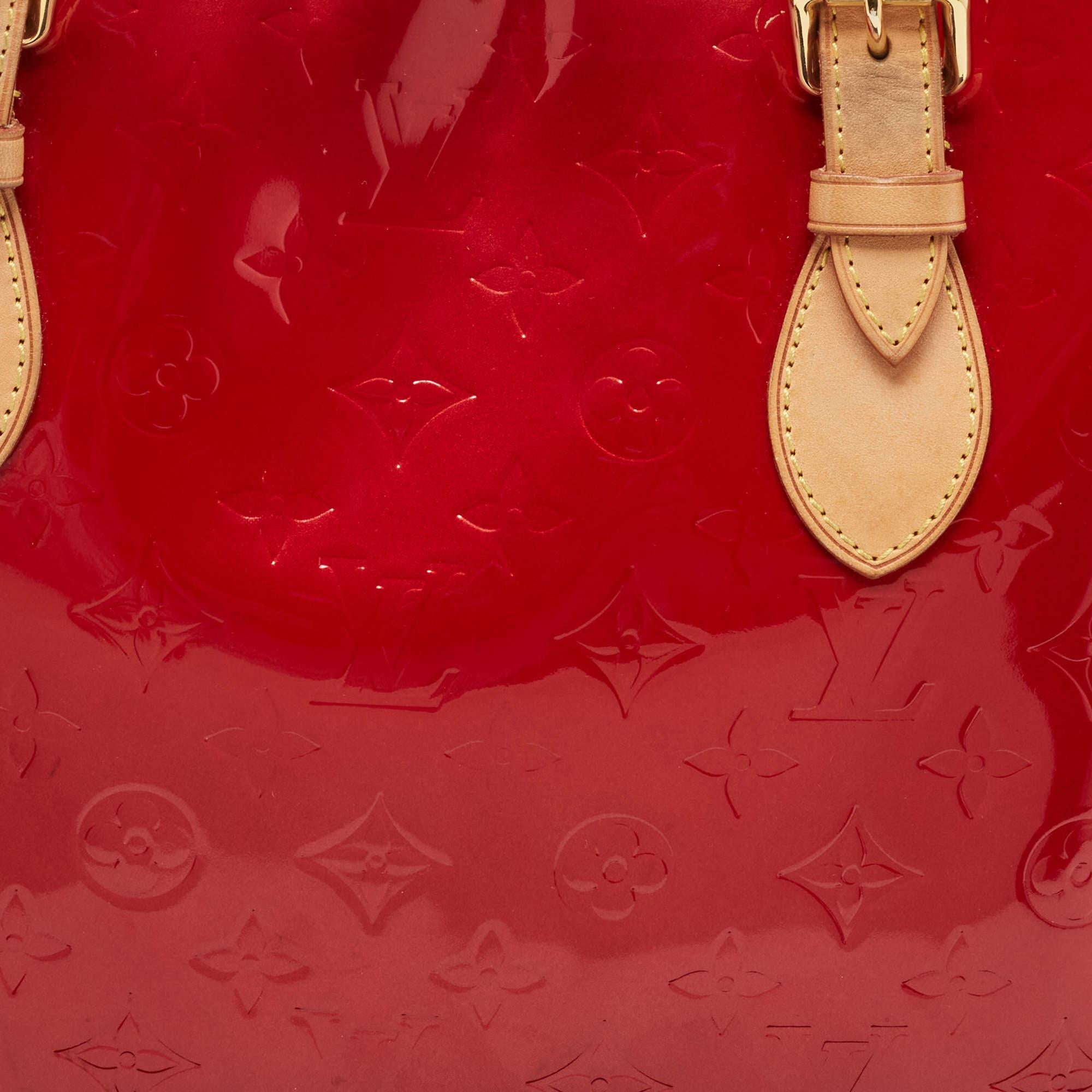 Louis Vuitton Pomme D’amour Monogram Vernis Brentwood Bag For Sale 8