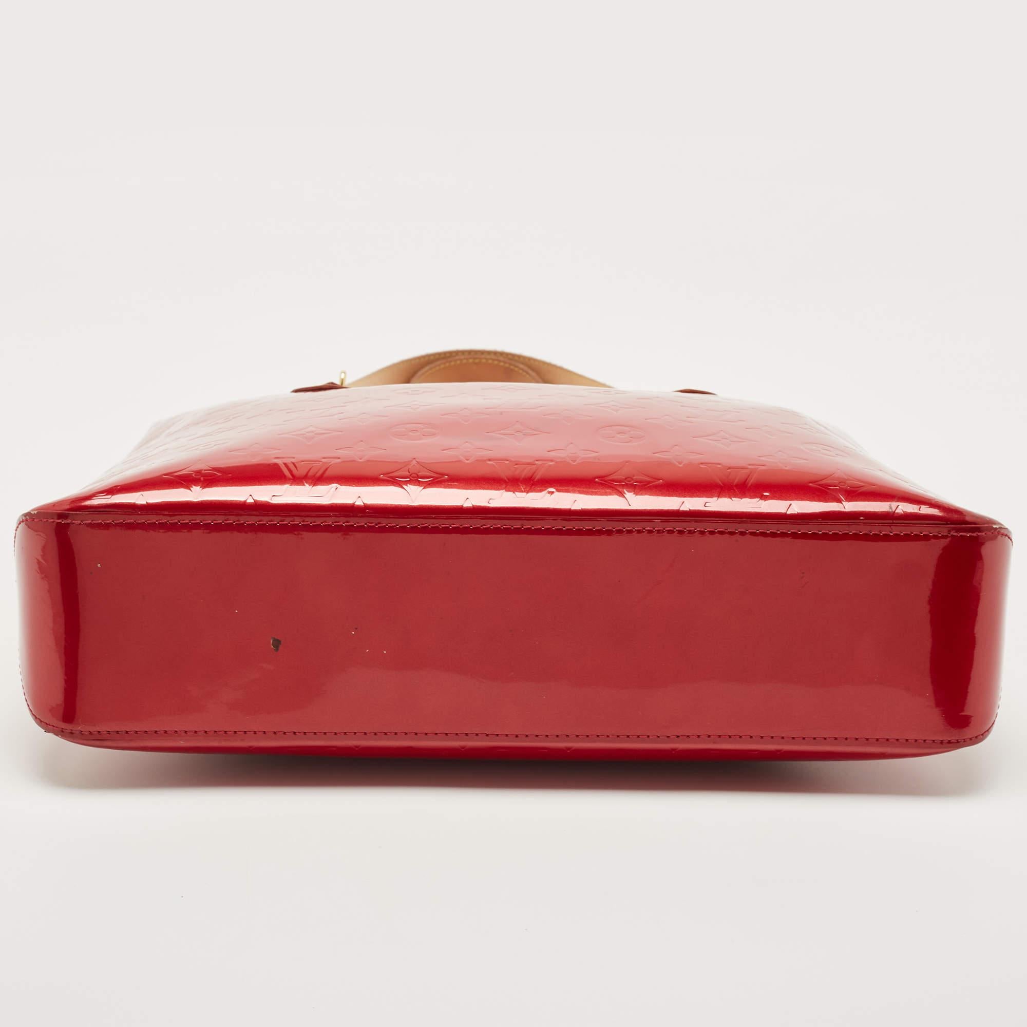 Louis Vuitton Pomme D’amour Monogram Vernis Brentwood Bag For Sale 12
