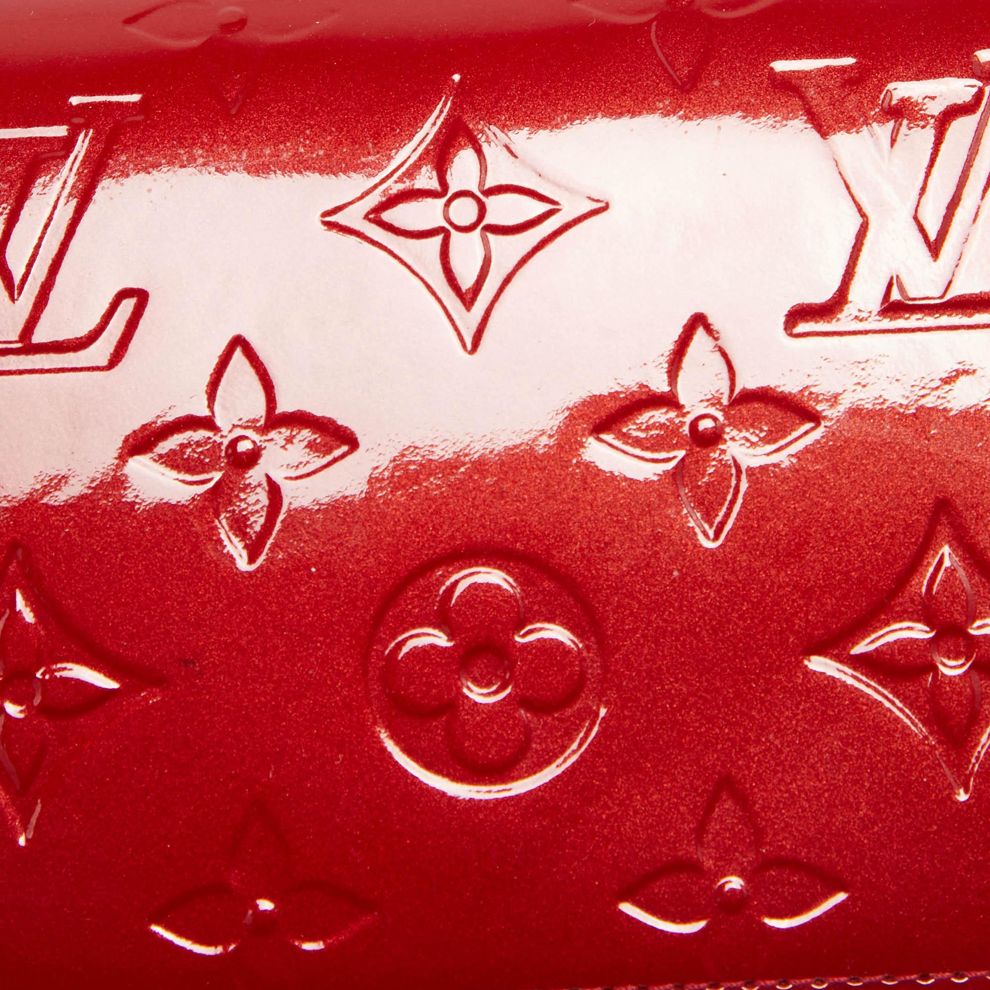 Louis Vuitton Pomme D'Amour Monogram Vernis Chaine Wallet For Sale 1