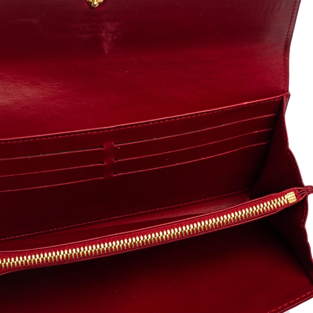Red Louis Vuitton Pomme D’amour Monogram Vernis Leather Sarah Wallet