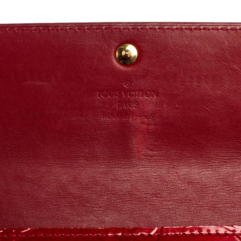Louis Vuitton Pomme D’amour Monogram Vernis Leather Sarah Wallet 1