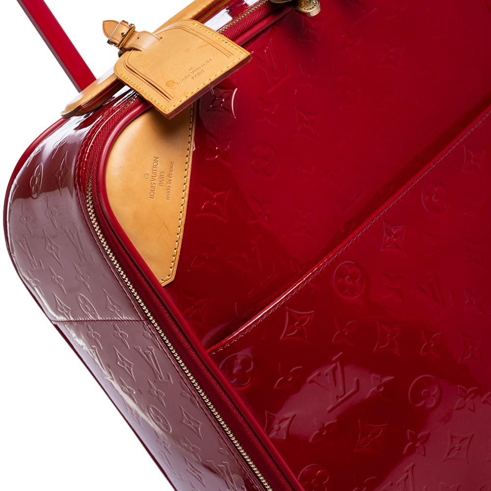 Women's Louis Vuitton Pomme D’amour Monogram Vernis Pegase 45 Suitcase