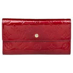 Louis Vuitton Pomme D’amour Monogram Vernis Sarah Wallet