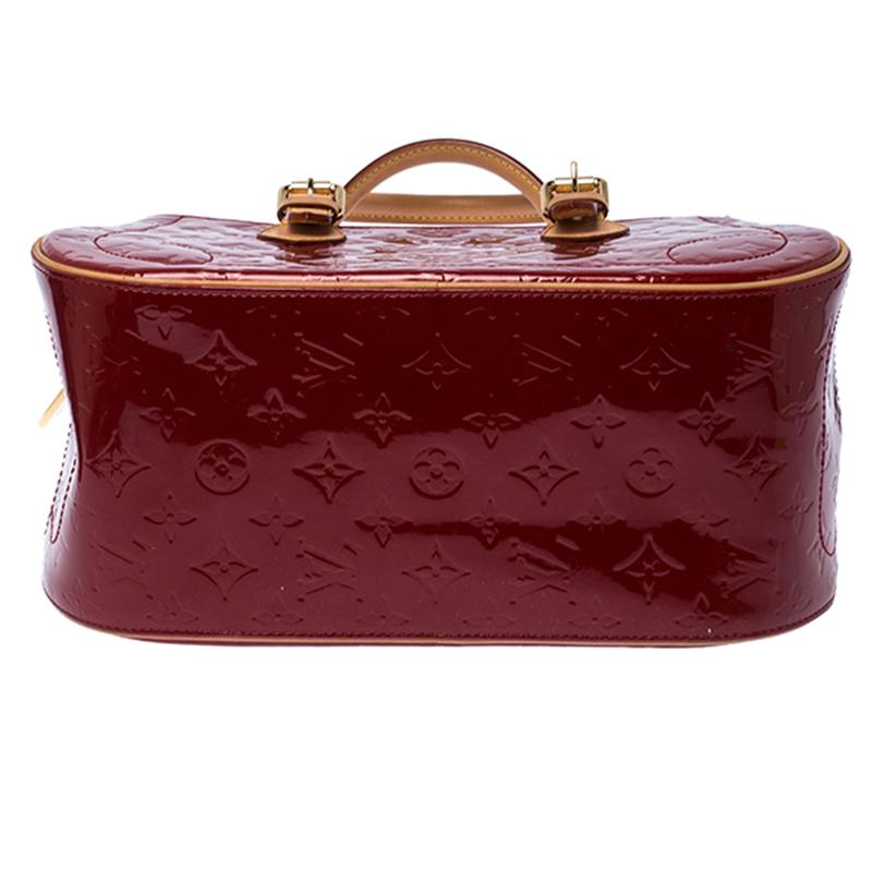Women's Louis Vuitton Pomme D’amour Monogram Vernis Summit Drive Bag