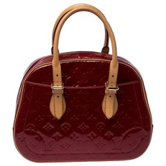 Louis Vuitton Pomme D’amour Monogram Vernis Summit Drive Bag