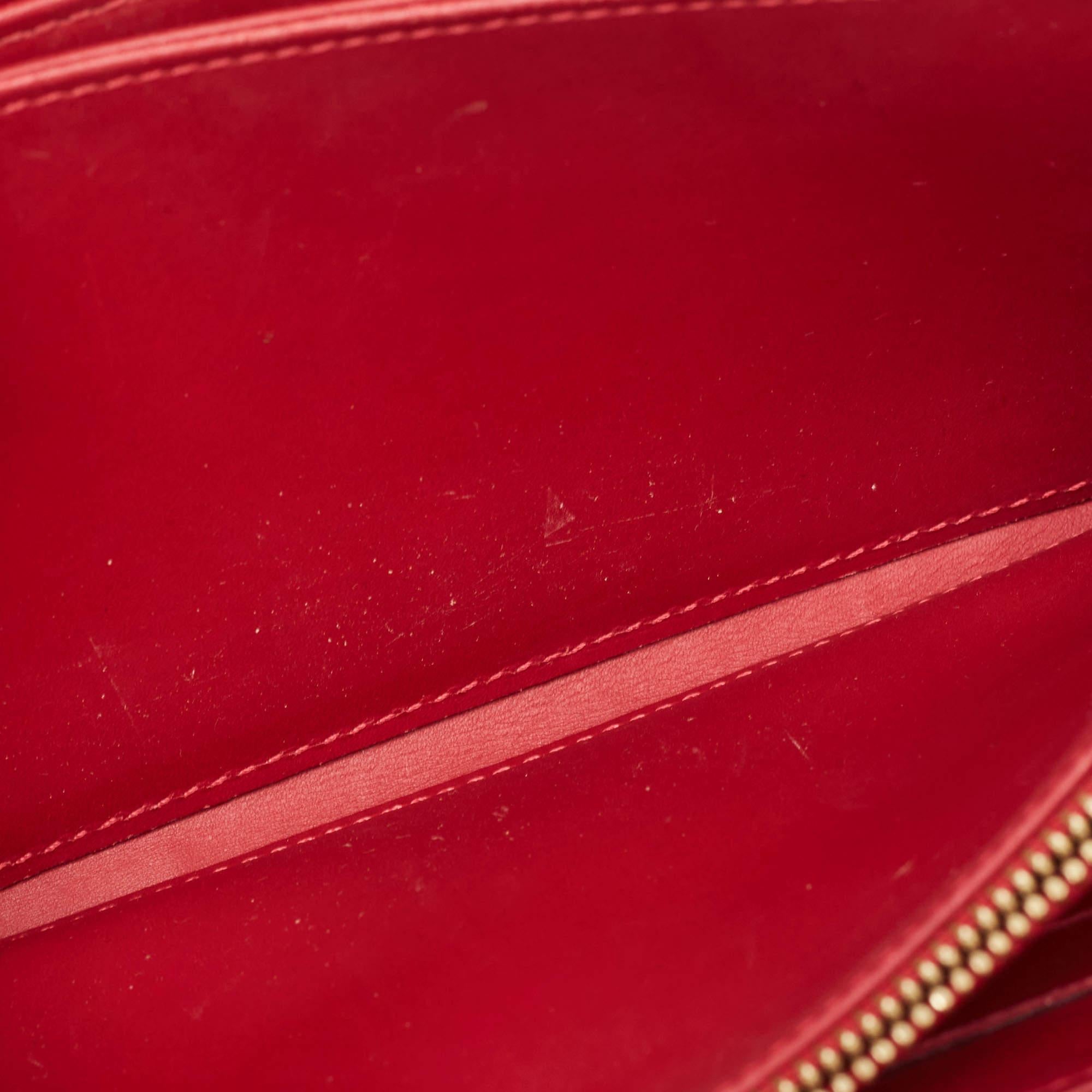 Louis Vuitton Pomme D’amour Monogram Vernis Zippy Wallet 8