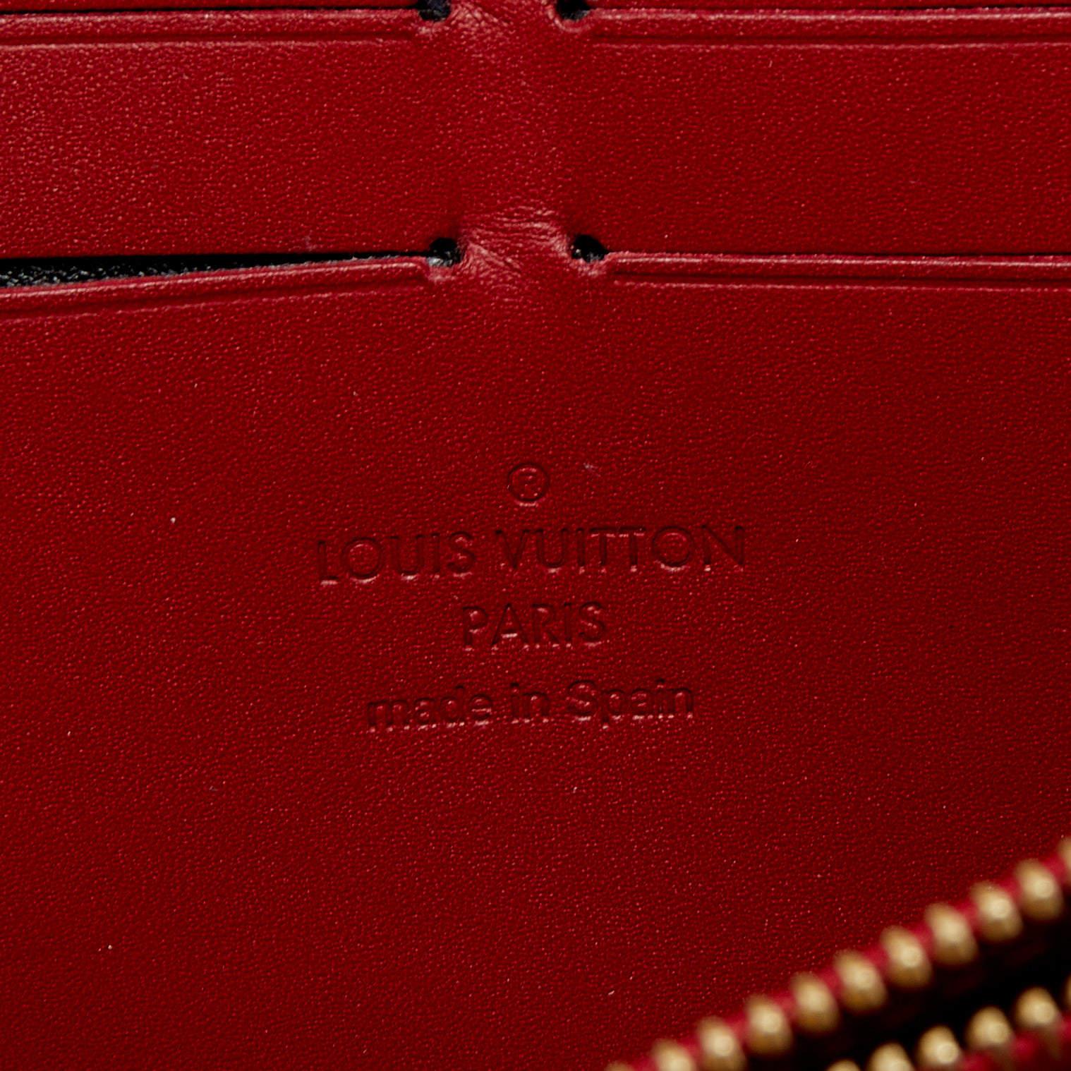 Louis Vuitton Pomme D’amour Monogram Vernis Zippy Wallet 3