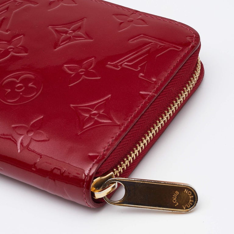 Authentic Louis Vuitton Pomme D'amour Monogram Vernis Zippy Organizer Wallet