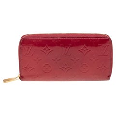 Louis Vuitton Pomme D’amour Monogram Vernis Zippy Wallet