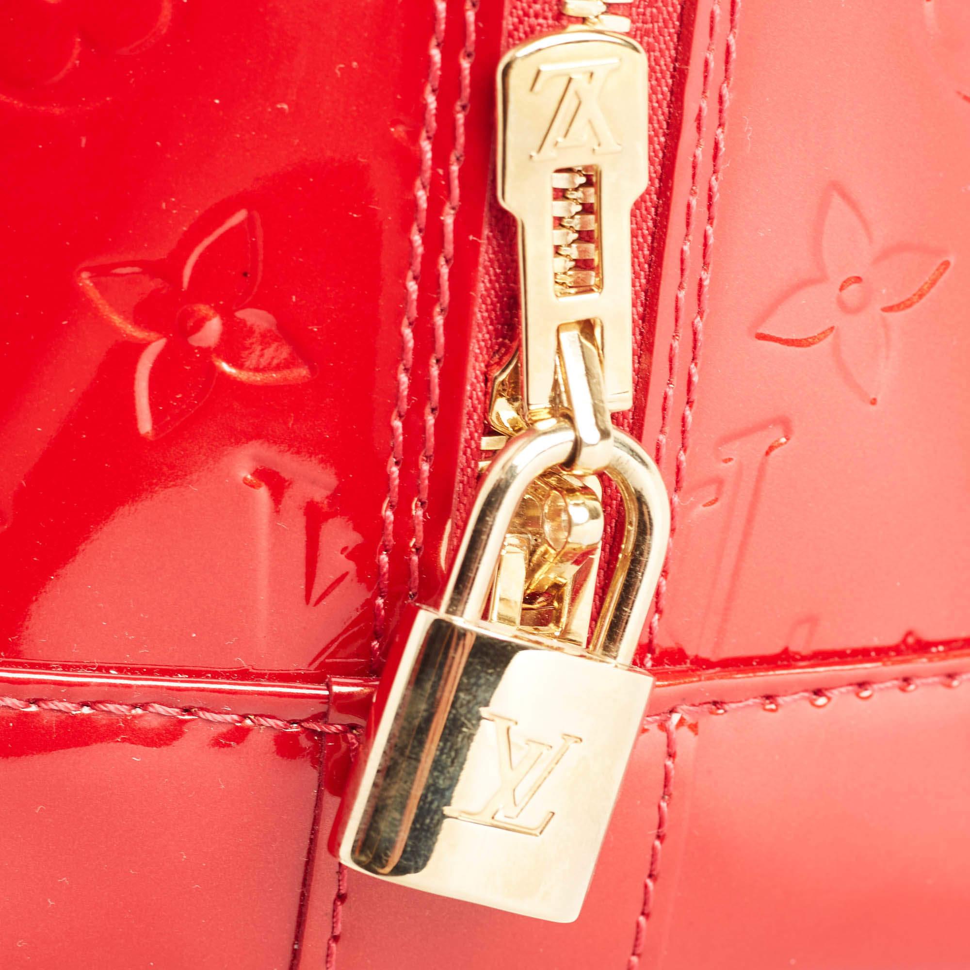 Louis Vuitton Pomme D’amour Monogram Vernis Alma GM Bag For Sale 1