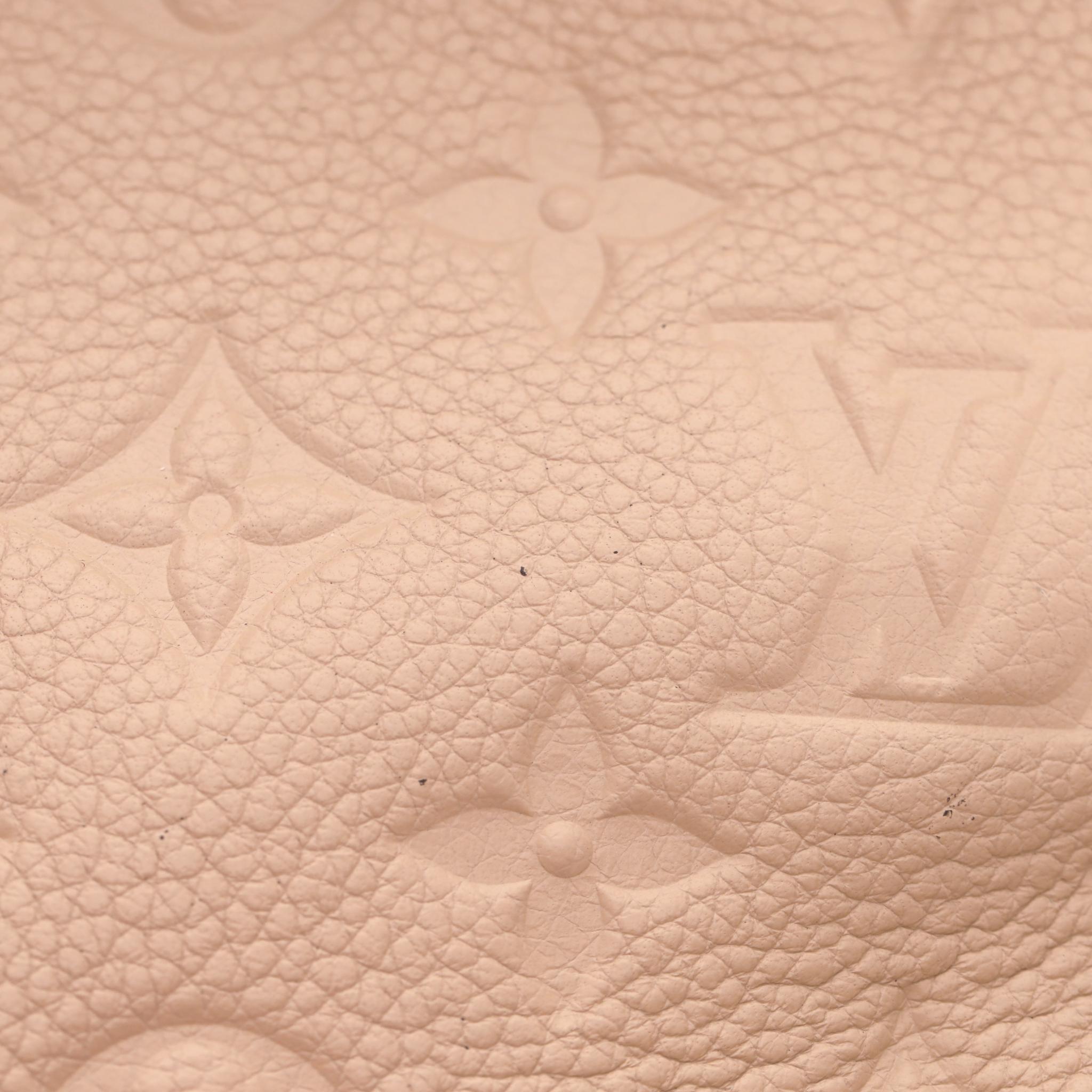 Louis Vuitton Pont Neuf Dune Monogram Empreinte Leather GM Bag en vente 8