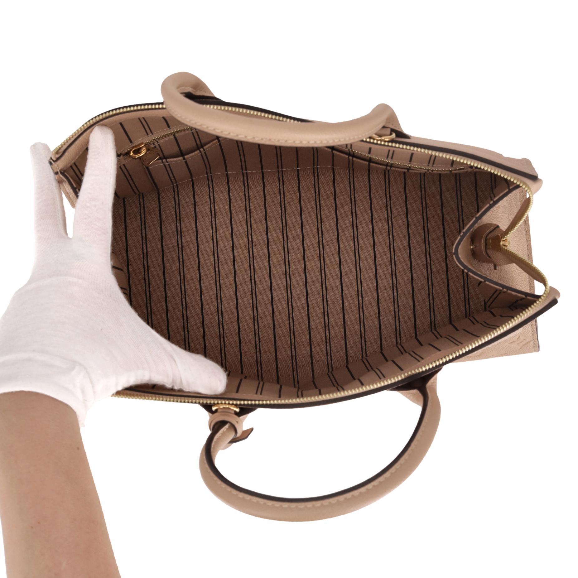 Louis Vuitton Pont Neuf Dune Monogram Empreinte Leather GM Bag en vente 2