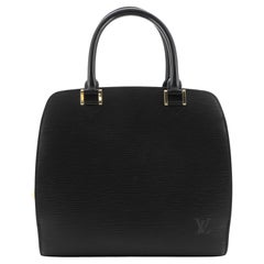 Louis Vuitton Pont Neuf Handbag Epi Leather PM