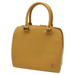 Louis Vuitton Pont-Neuf PM Handbag in Yellow Epi Leather