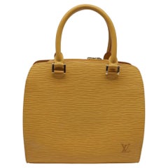 Louis Vuitton Pont-Neuf PM Handbag in Yellow Epi Leather