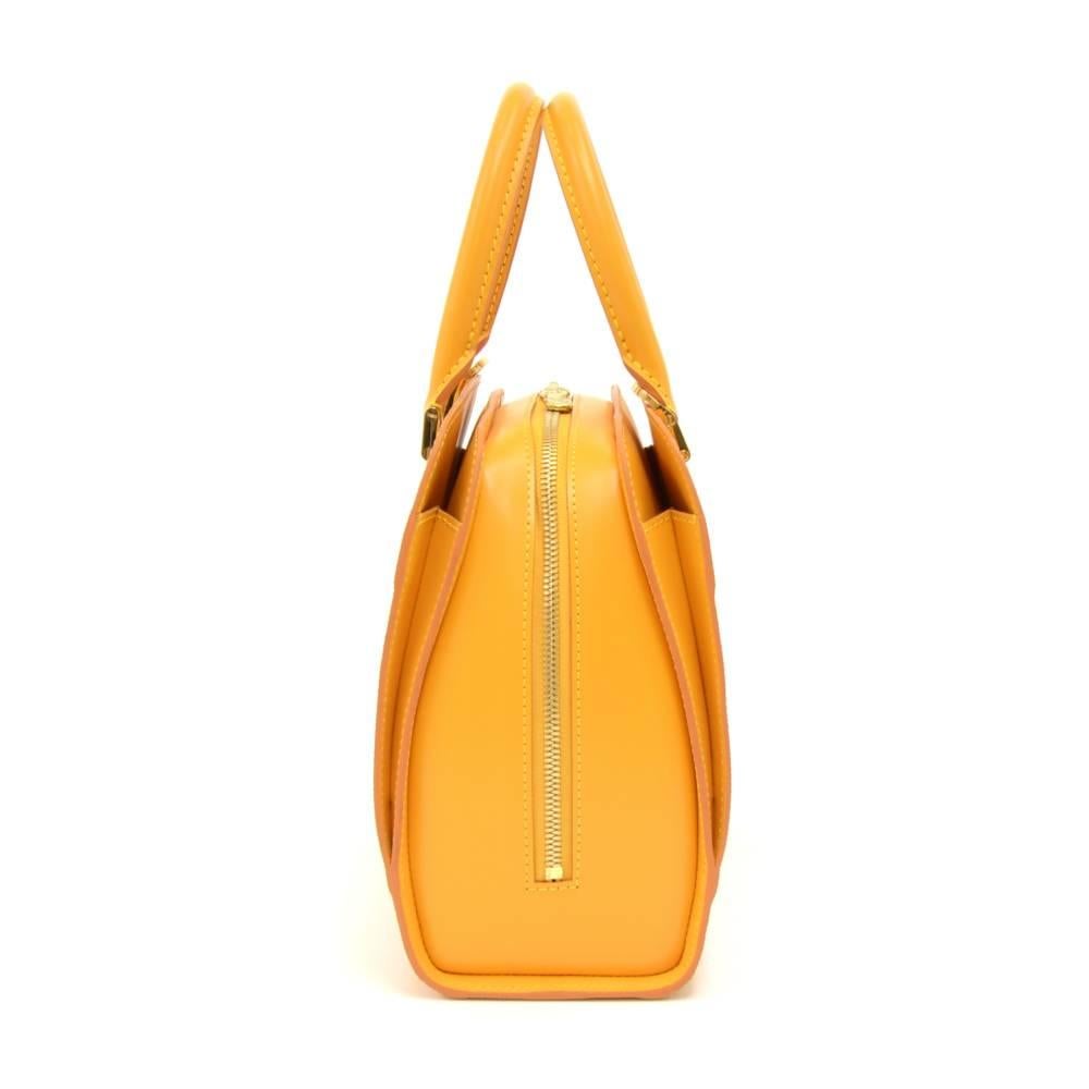Women's Louis Vuitton Pont Neuf Yellow Epi Leather Hand Bag 