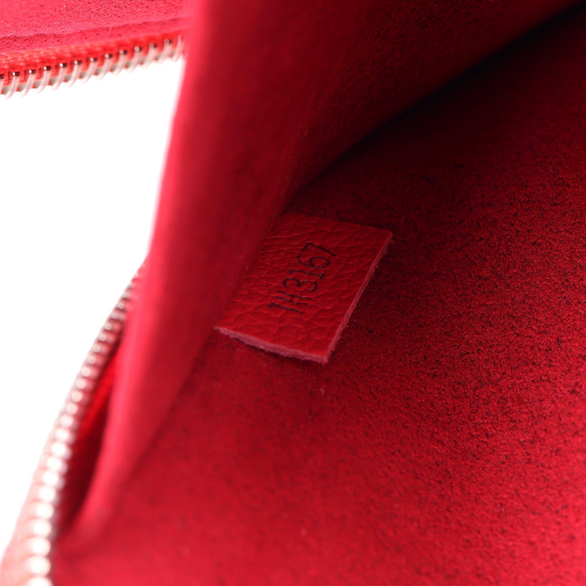 Louis Vuitton - Pochette JULES PM en cuir de veau POPPY en vente 4