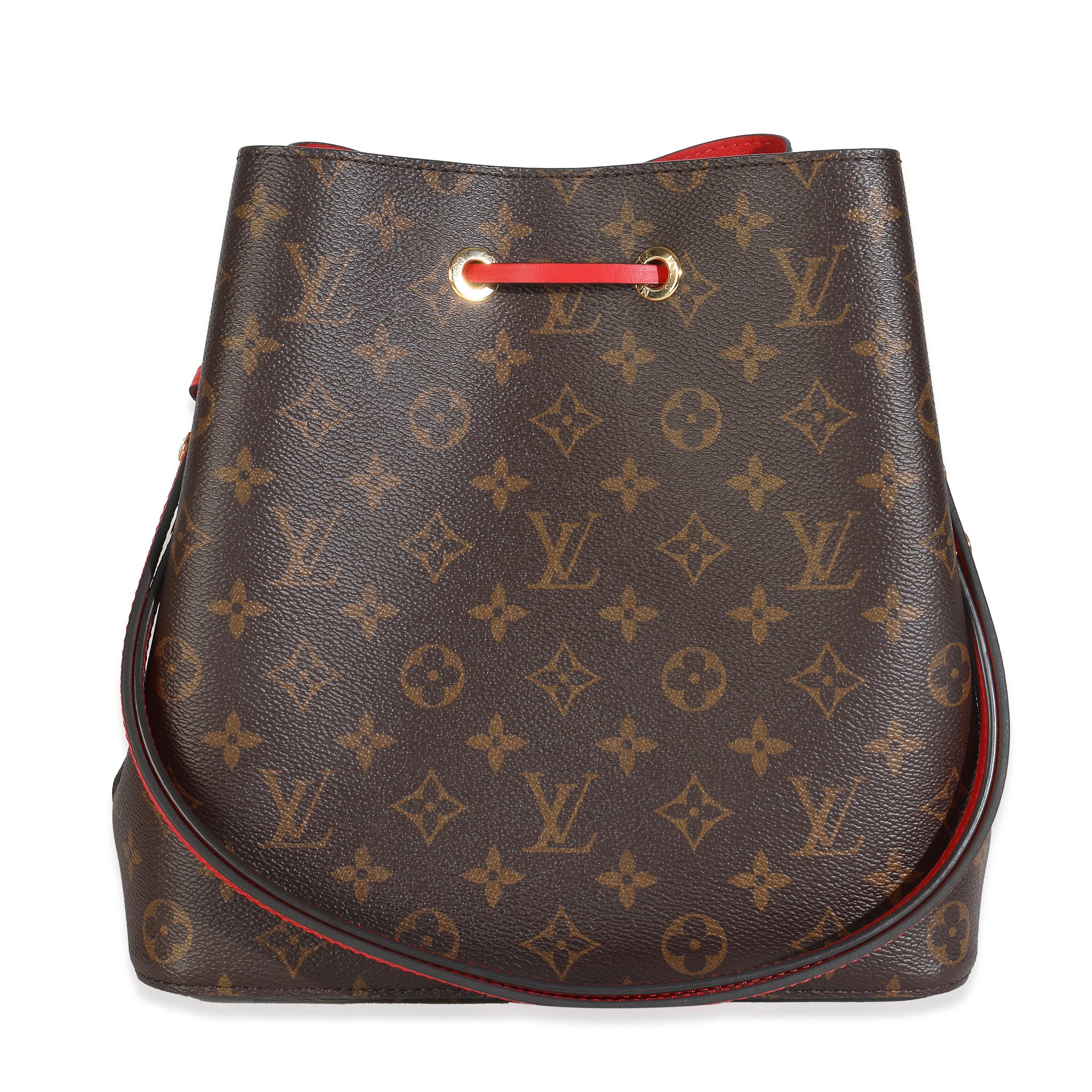 Titolo dell'elenco: Louis Vuitton Poppy Monogram Tela NeoNoe MM
SKU: Z147995
MSRP: 2300.00 USD
Condizioni: Usato 
Condizioni della borsa: Eccellente
Commenti sulle condizioni: L'articolo è in ottime condizioni e presenta leggeri segni di usura.