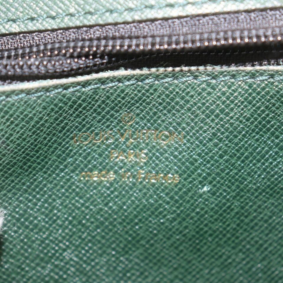 Black Louis Vuitton Porte Document Volga Fold Clutch Taiga Leather Portfolio 872793 