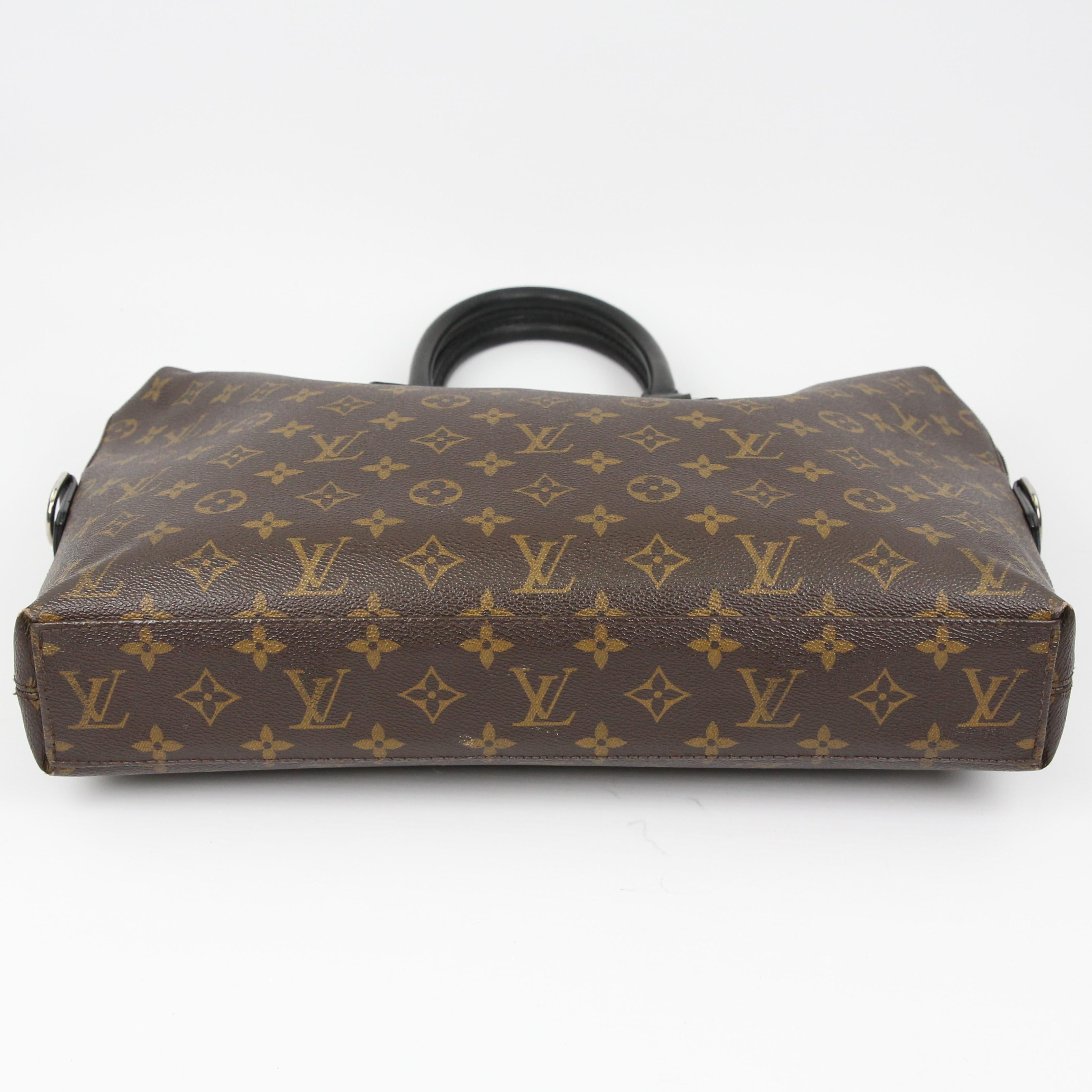 Louis Vuitton Porte Documents Jour leather bag For Sale 1