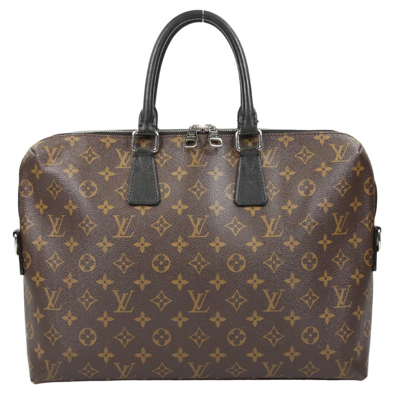 Louis Vuitton Porte Documents Jour leather bag