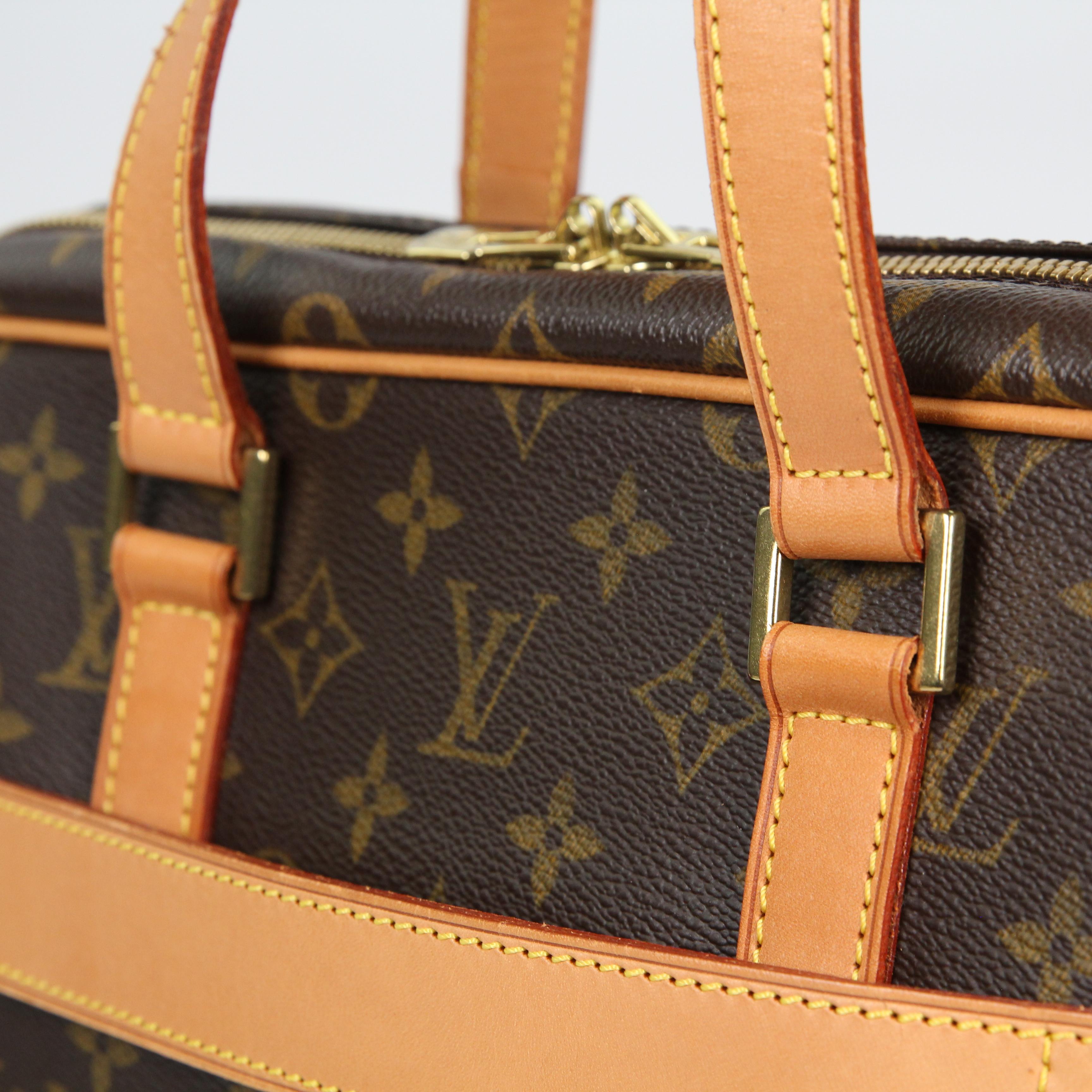 Louis Vuitton  Porte Documents Pegase Soft Briefcase For Sale 15