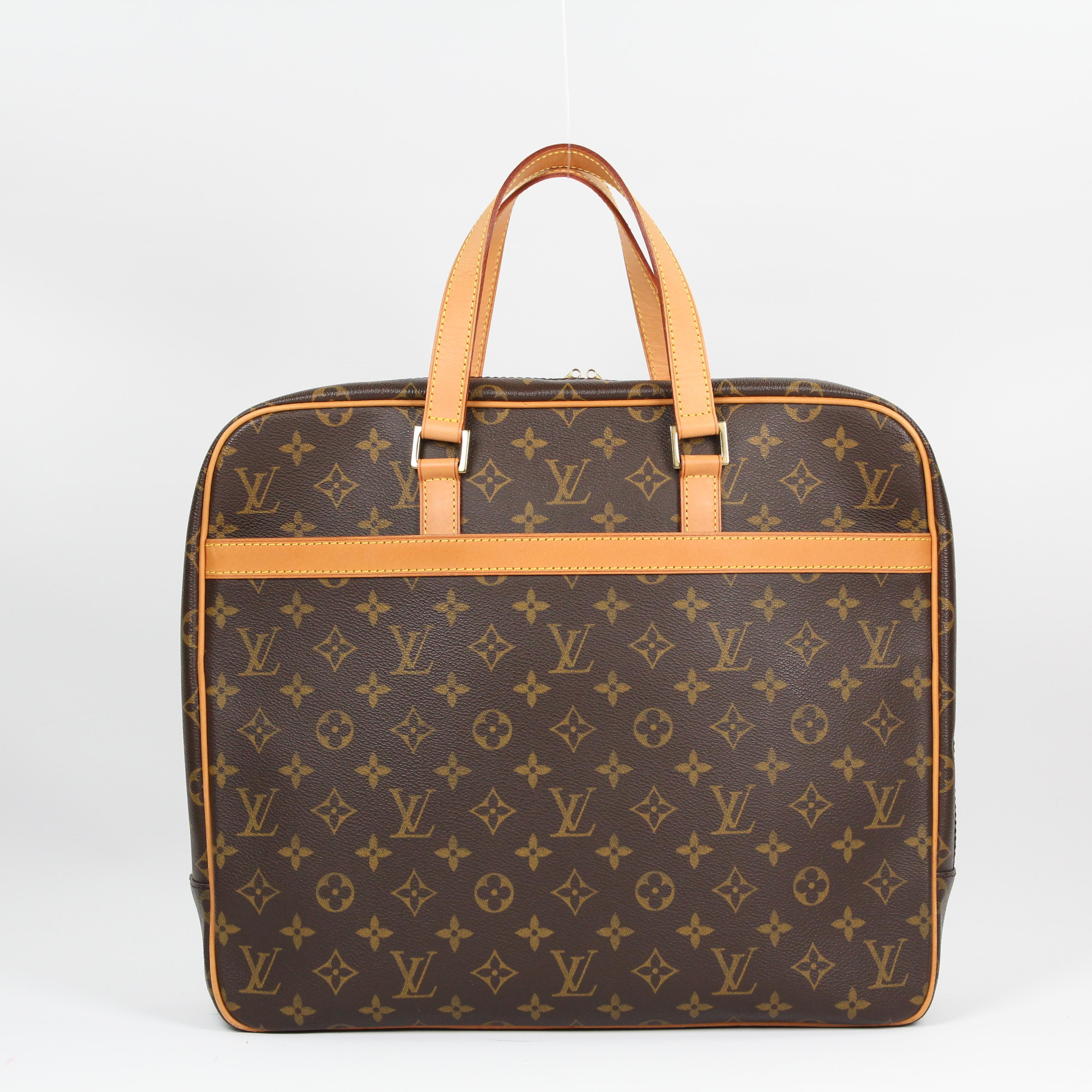 Louis Vuitton  Porte Documents Pegase Soft Briefcase For Sale 5