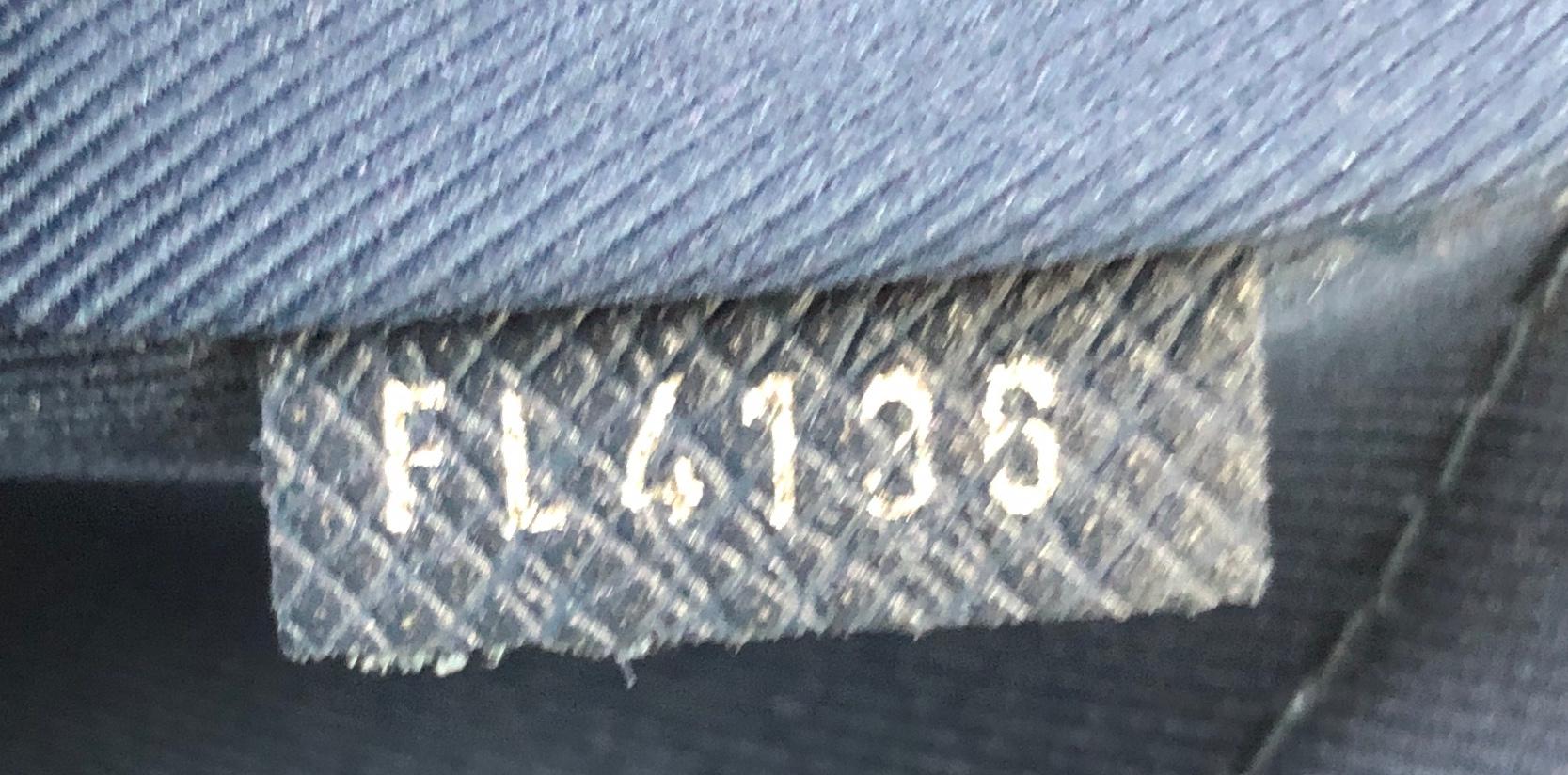 Louis Vuitton Porte-Documents Voyage Briefcase Taiga Leather PM 2