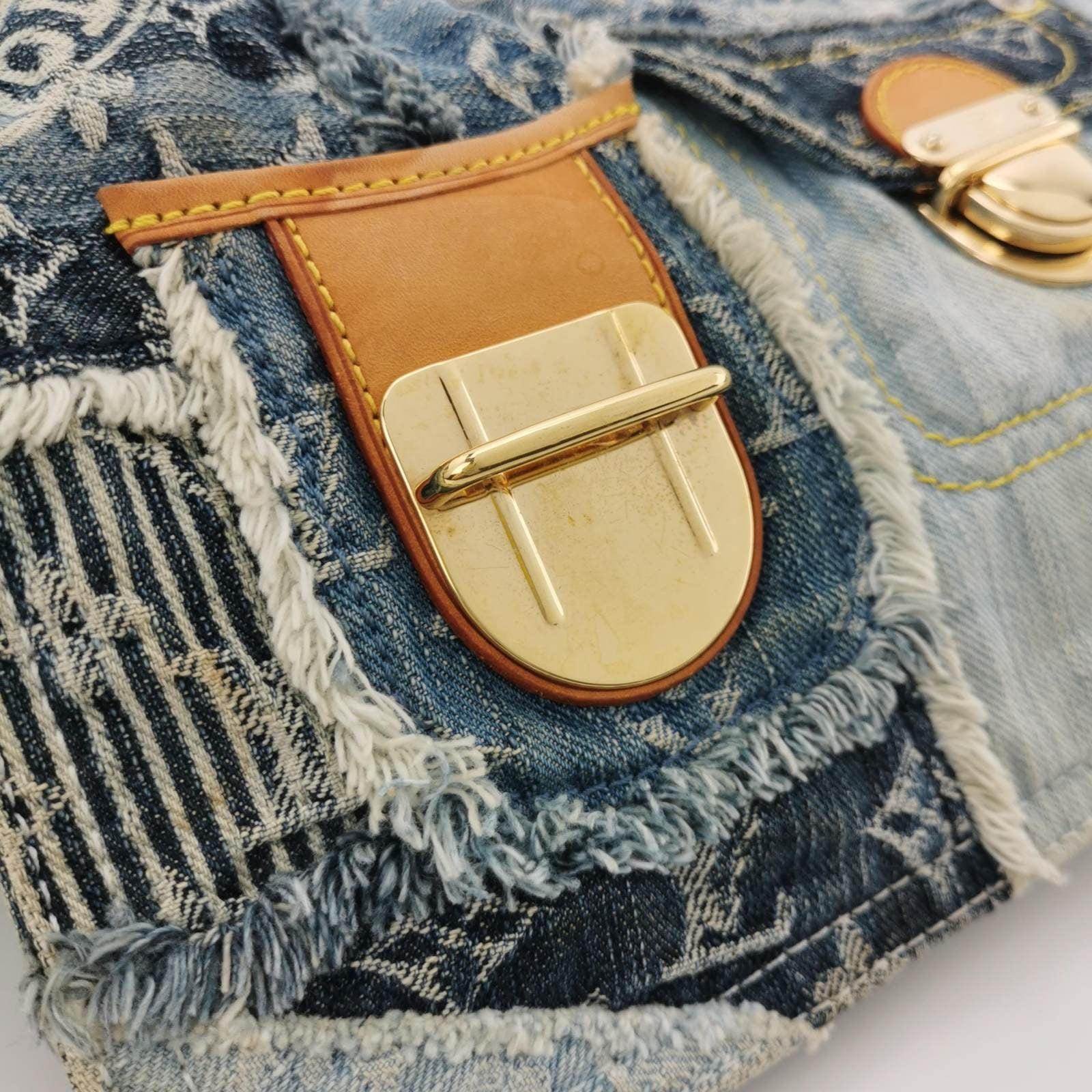 Louis Vuitton Postie Patchwork Monogramm Denim Blau Messenger Bag aus Denim 13