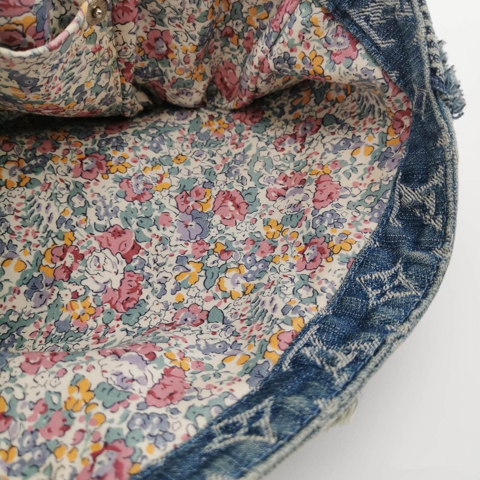 Louis Vuitton Postie Patchwork Monogramm Denim Blau Messenger Bag aus Denim 15