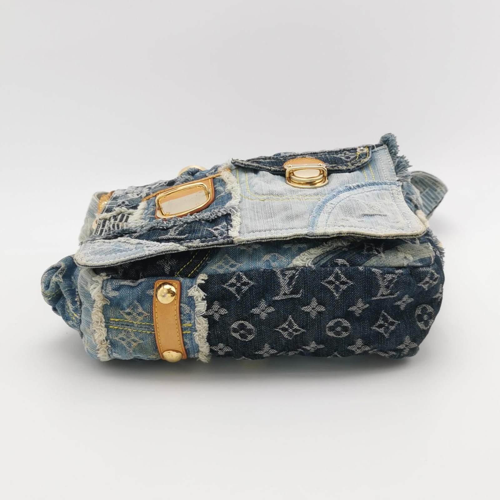 Louis Vuitton Postie Patchwork Monogram Denim Blue Messenger Bag For Sale 1
