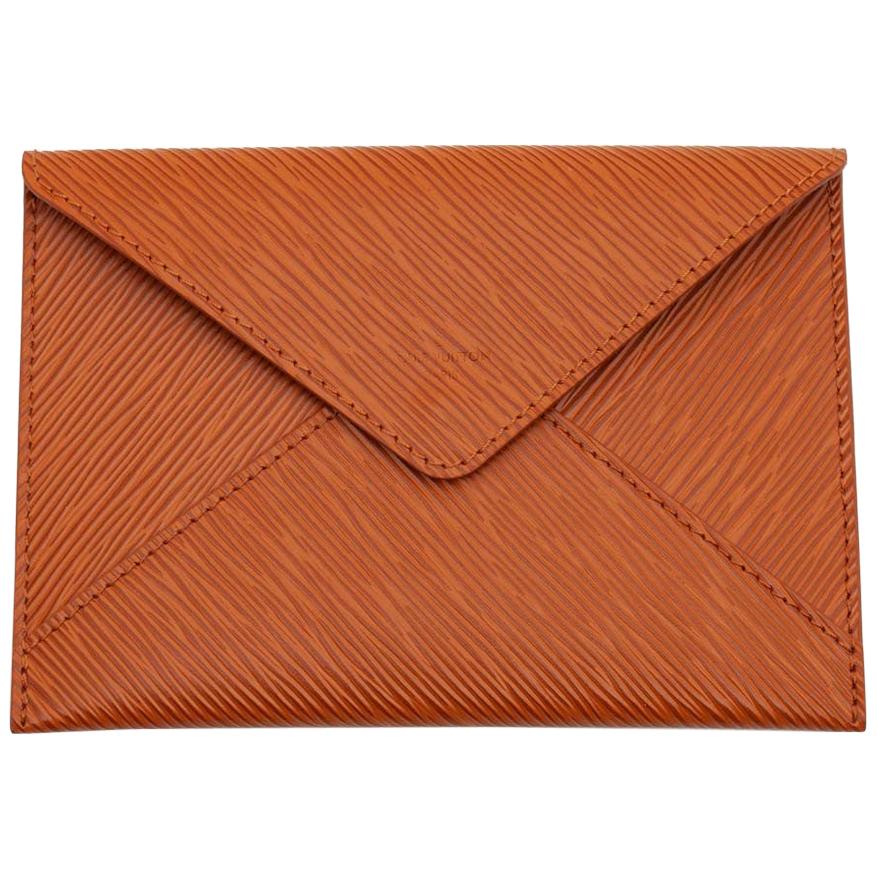 Louis Vuitton Pouch In Brown Epi Leather