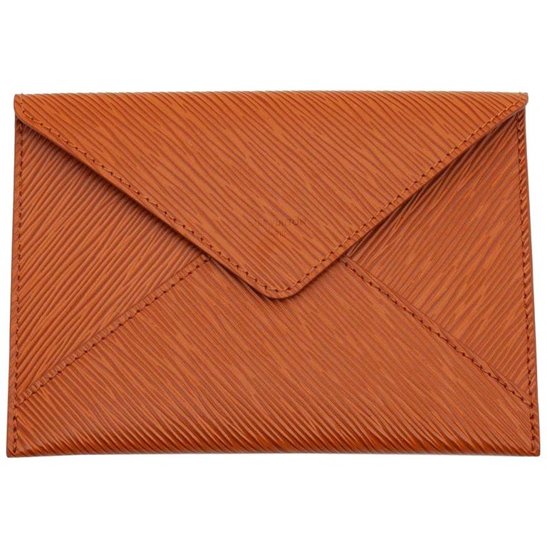 Louis Vuitton Pouch In Brown Epi Leather For Sale