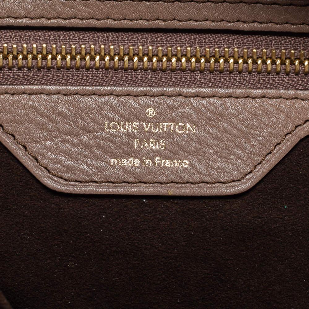 Sac Louis Vuitton Poudre Mahina Stellar PM en cuir en vente 1