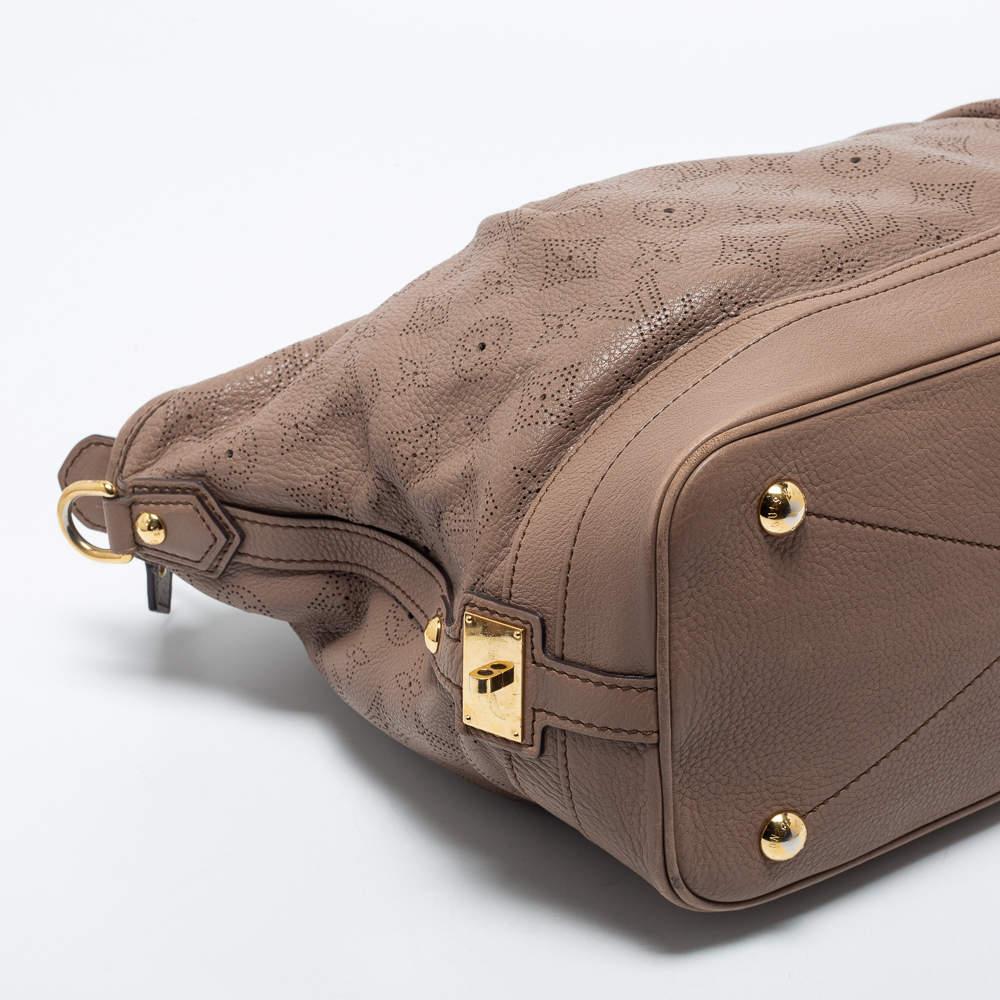 Louis Vuitton Poudre Mahina Leather Stellar PM Bag For Sale 4