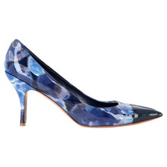 Louis Vuitton Printed Pointed Cap-Toe Pumps in Navy Blue Patent Leather