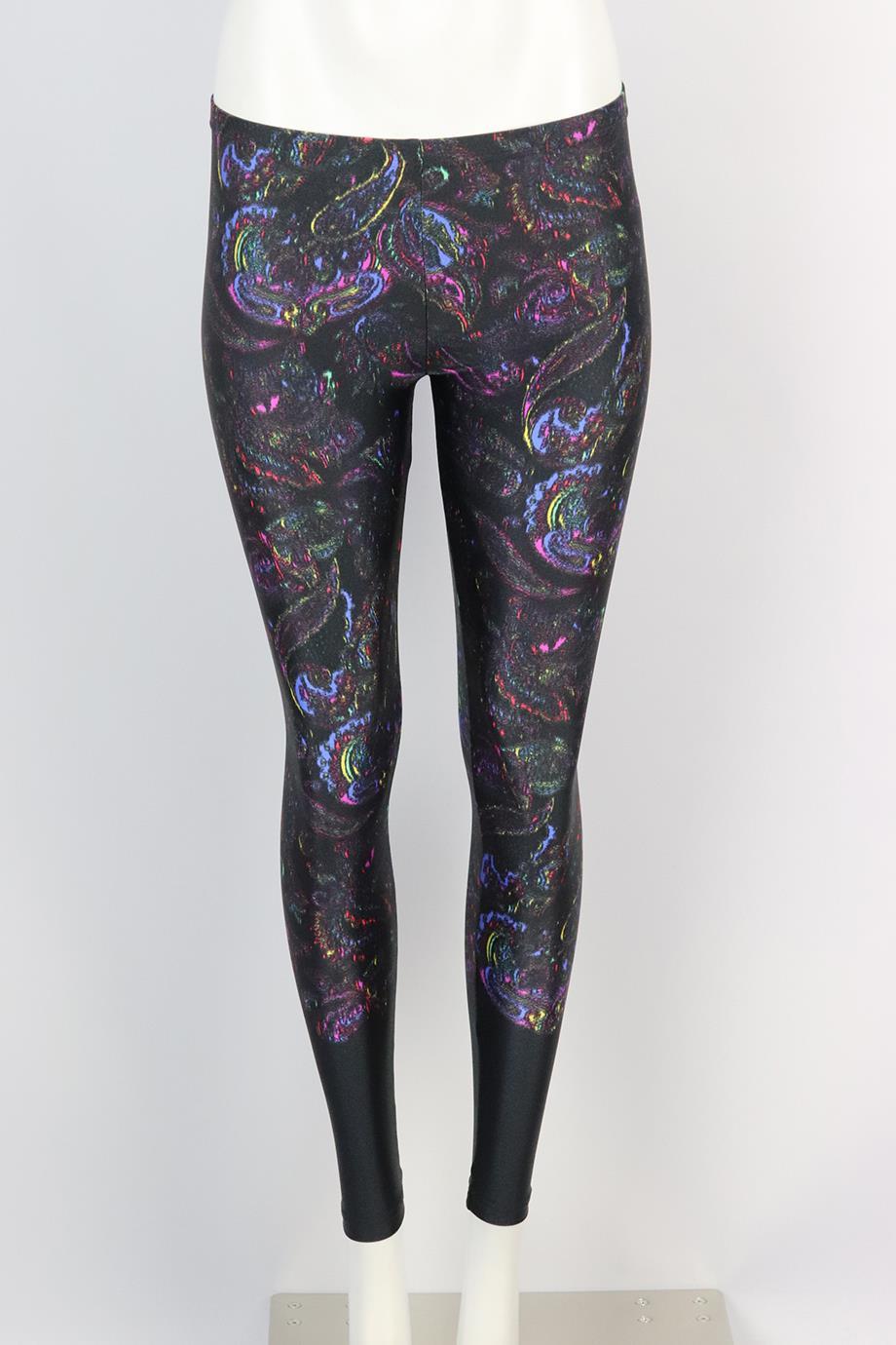 Louis Vuitton printed stretch jersey leggings. Multicoloured. Pull on. 80% Polyamide, 20% elastane. FR 34 (UK 6, US 2, IT 38). Waist: 26 in. Hips: 32 in. Length: 34.5 in. Inseam: 26 in. Rise: 9.25 in. Very good condition - No sign of wear; see