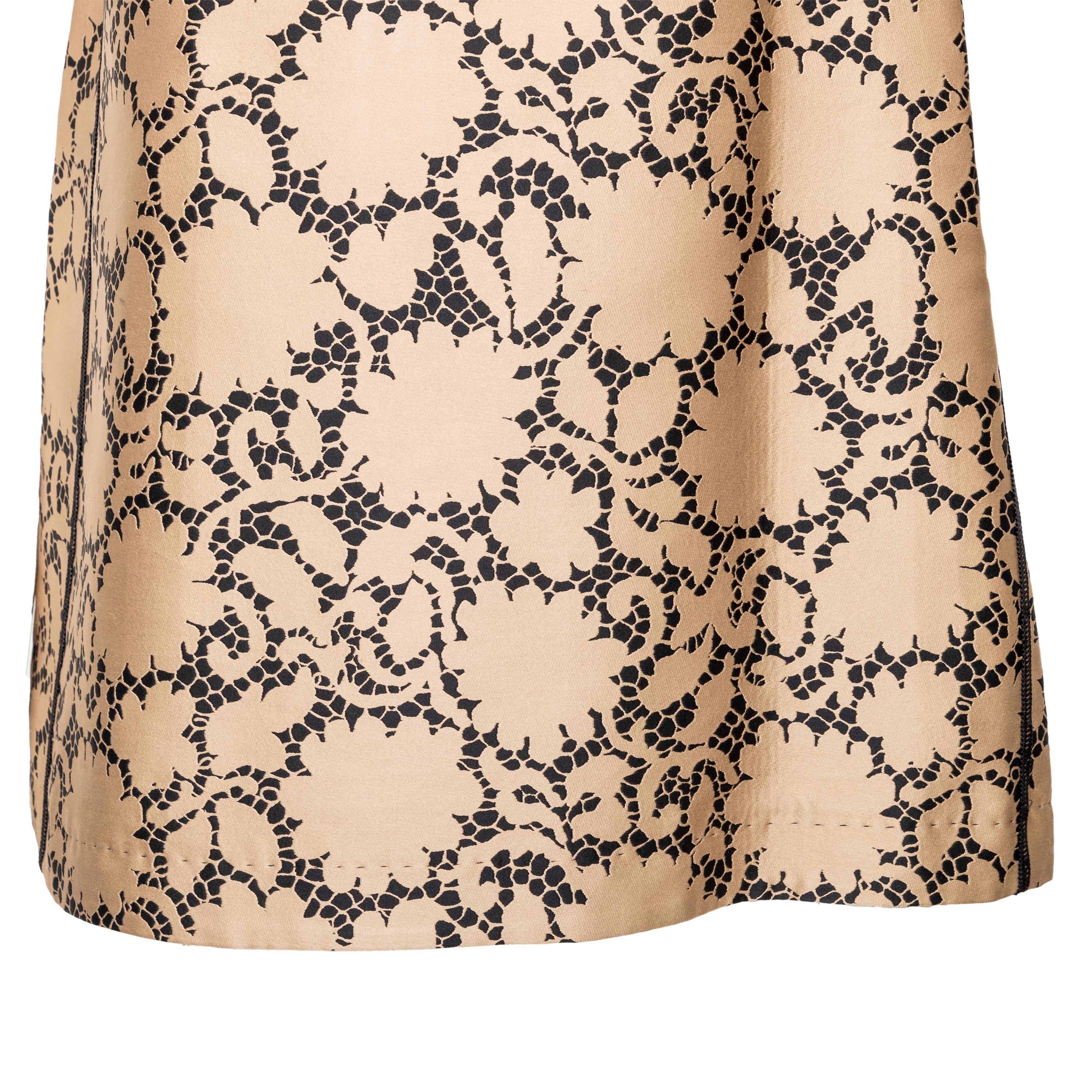 Louis Vuitton Printed Top with Collar - '10s For Sale 5