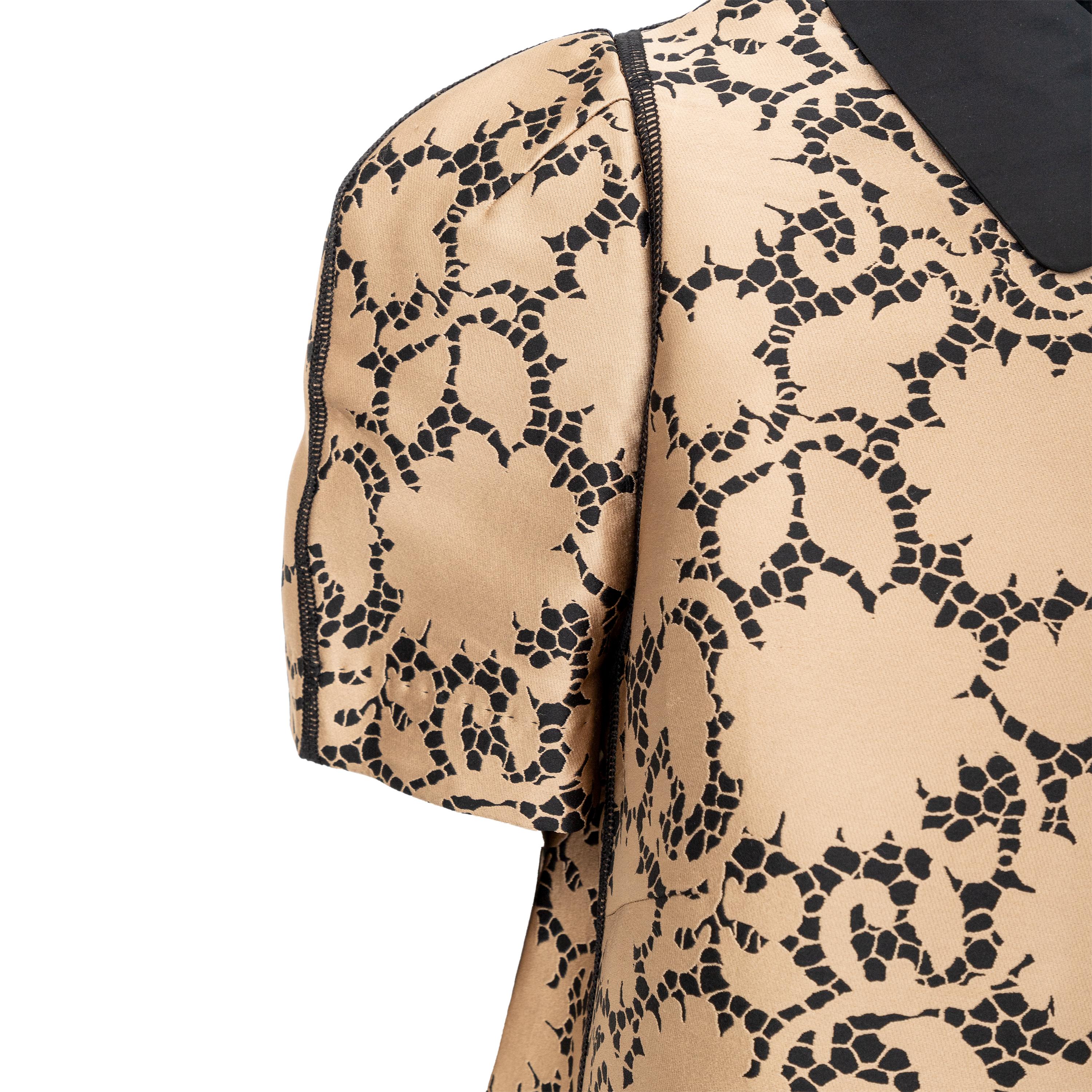 Louis Vuitton Printed Top with Collar - '10s For Sale 1