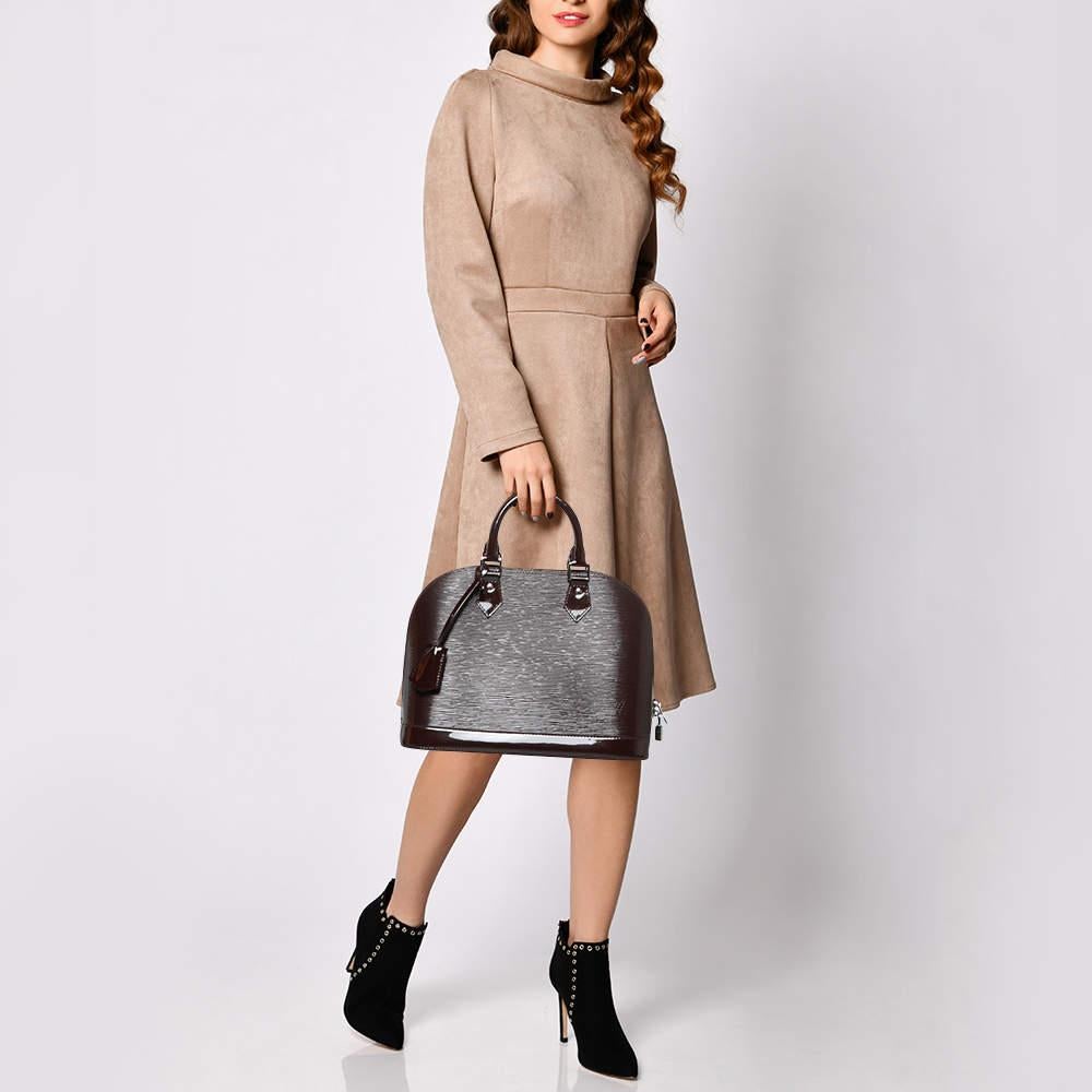 Louis Vuitton Prune Electric Epi Leather Alma PM Bag In Excellent Condition In Dubai, Al Qouz 2