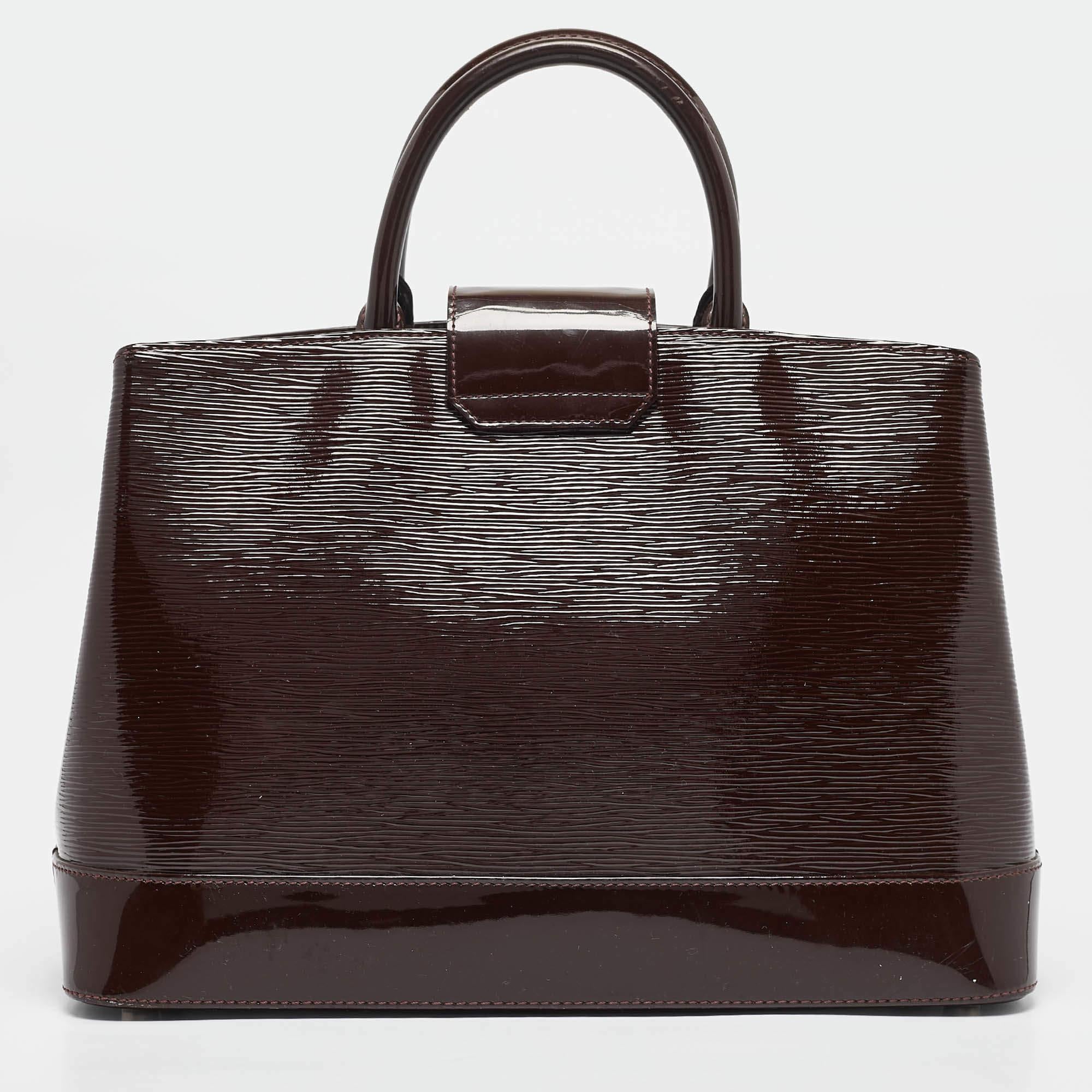 Louis Vuitton Prune Electric Epi Leather Mirabeau GM Bag In Fair Condition For Sale In Dubai, Al Qouz 2